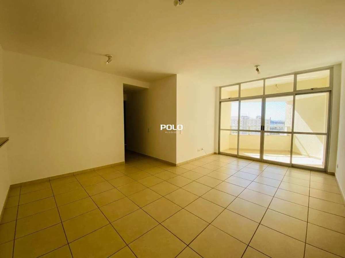  - Apto 3 Suítes no Ajuí – Varanda com vista para o Flamboyant